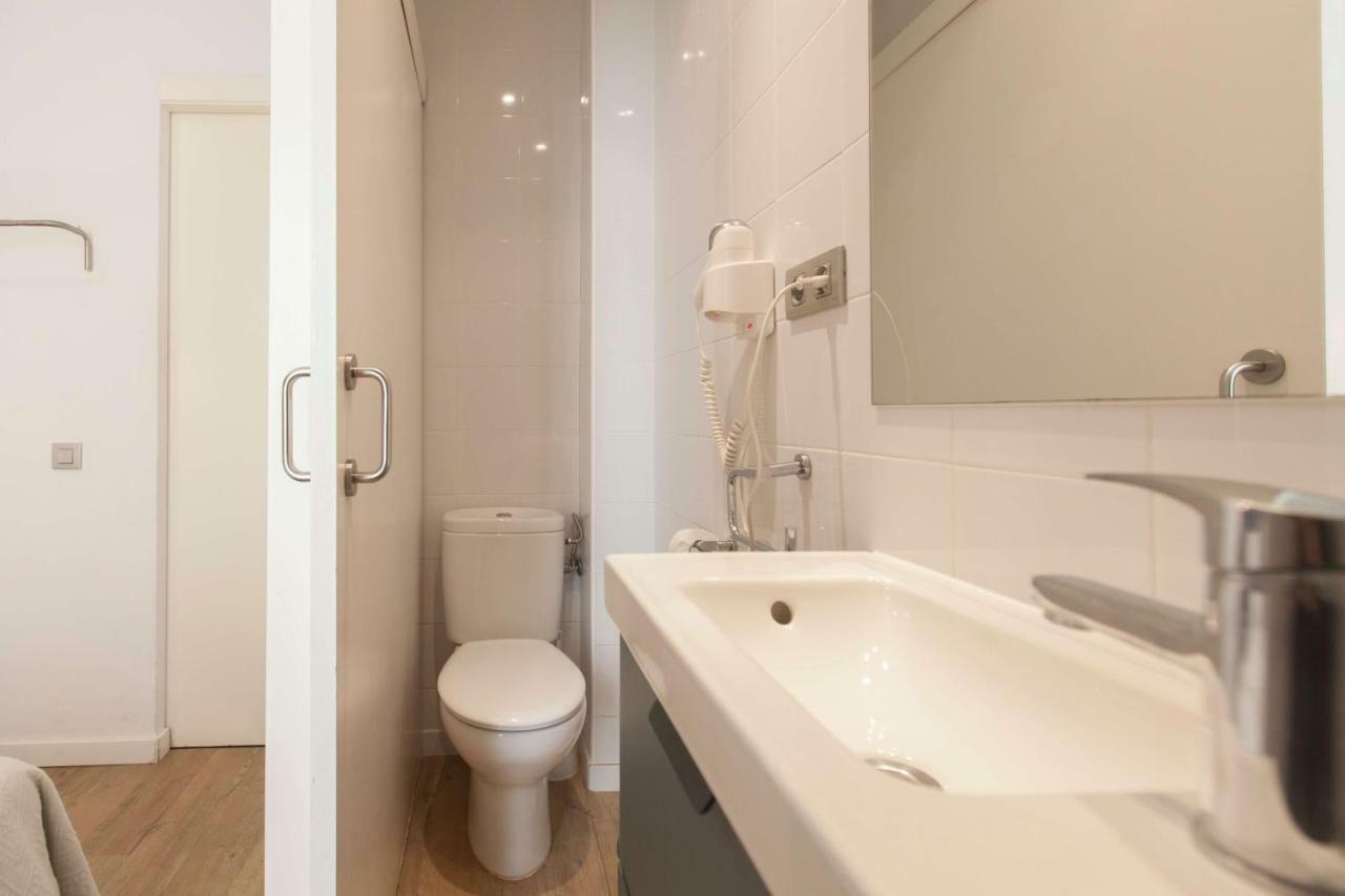 Short Stay Group Liceu Serviced Apartments Barcelona Exterior foto