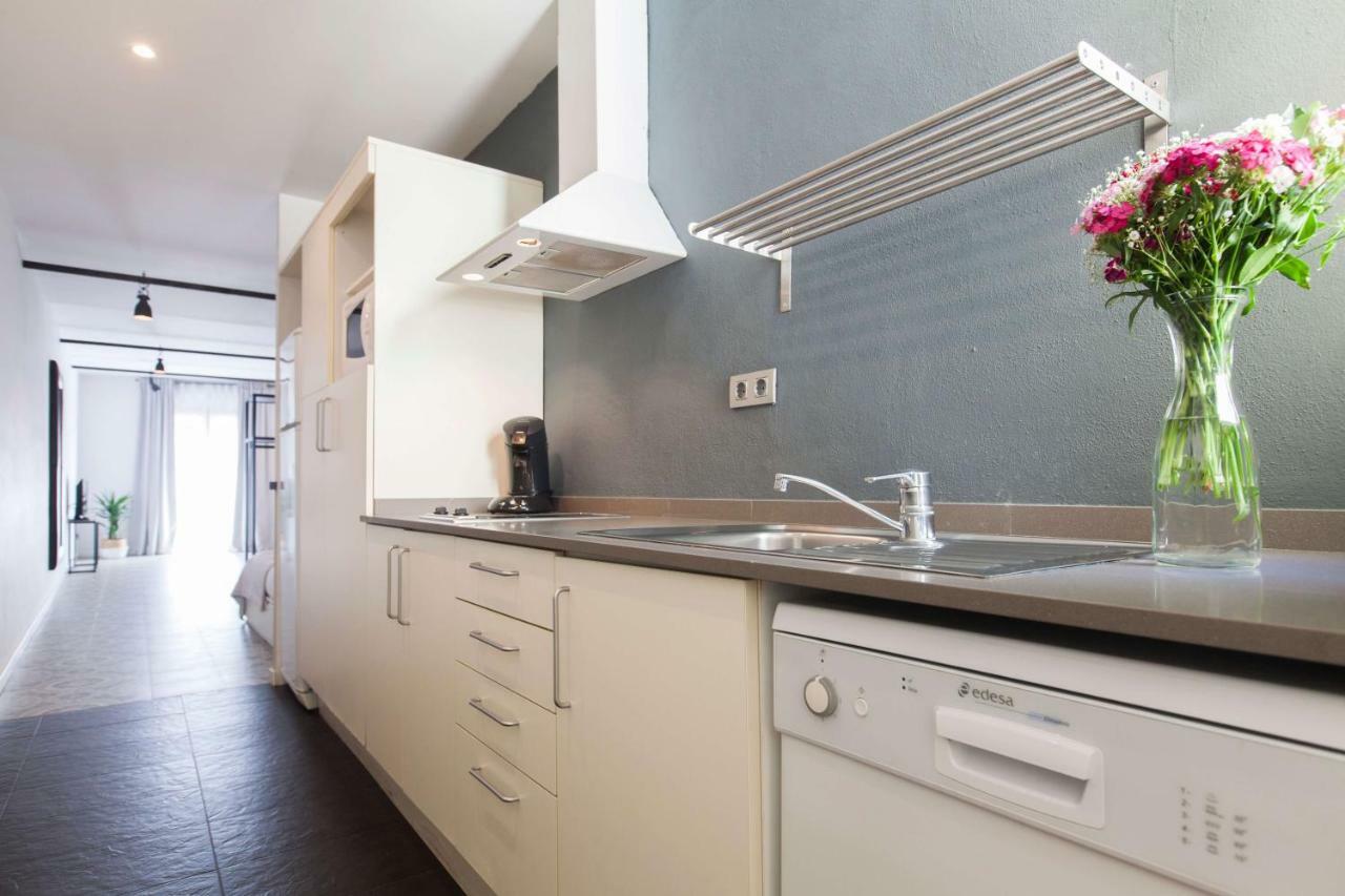 Short Stay Group Liceu Serviced Apartments Barcelona Exterior foto